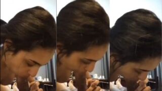 Sekretaris Muda Menggoyang Dunia Dengan Aksi Blowjob Panas Di Kantor Bos