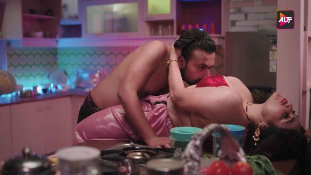 Utha Patak 2024: Adegan Panas Episode 2 Web Seri Hindi Xxx Di Aplikasi Altt