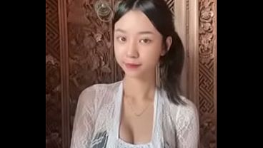 Sindi Si Penggoda Yang Bikin Napsu Meledak-ledak