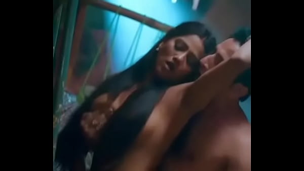 Gadis India Menggoyang Nafsu Pacarnya Sampai Puas