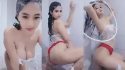 Coklat Panas Di Payudara Gadis Biola Mango Mandi Telanjang Live