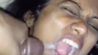 Desi Binal Digencet Brutal Sampai Muncrat Di Wajah