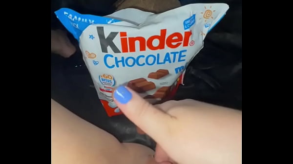 Gairah Mewah Nan Aneh – Fetish Makanan Mesum – Cokelat Lumer Di Memek Perawan Arab 18 Tahun – Ngesek Amatir Di Beverly Hills Los Angeles – Si Putih Salju Arab Pengen Bbc Sekarang Juga