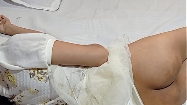 Kakak Tiri India Dan Adek Imut Main Peran, Ngentot Habis-habisan Dengan Suara Hindi Jelas – Desi Pornstar Montok