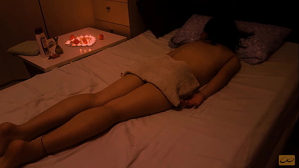 Pijat Nuru Thai Bikin Ngentot Dan Bikin Aku Climax Tak Terkendali