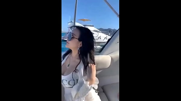 Gái Tàu, Hình Như Là Thế… Mà Có Phải Chỉ Thế Thôi Đâu