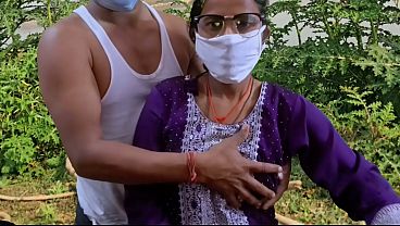 Desi Gaya Bhabhi Padosi Ki Gaand Mein Maza