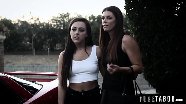 India Summer, Sang Ibu Tiri Seksi, Bergoyang Liar Bersama Dua Anak Tirinya