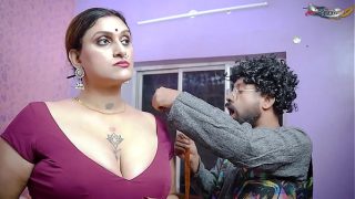Desi Bhabhi Ganas Ngentot Dengan Tukang Jahat Di Kampung – Film Panas Lengkap (suara Hindi)