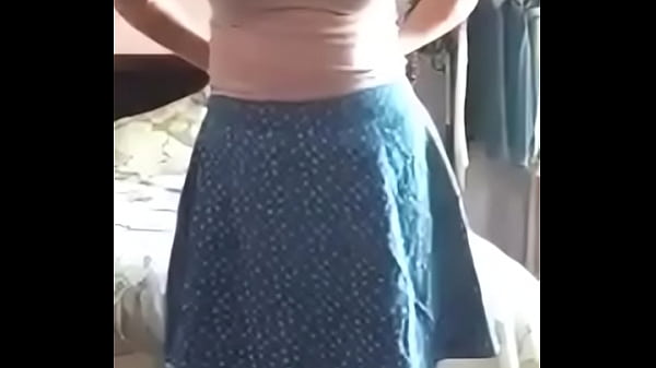 Mariska Nafsu Tinggi Meremas Memek Basah