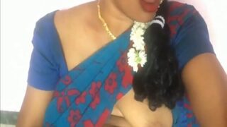 Film Panas India: Bibi Desi Montok Main Jari Di Memeknya