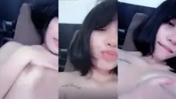 Nonton Vcs Kak Effy Mangolive Sambil Remas-remas Tete Montoknya