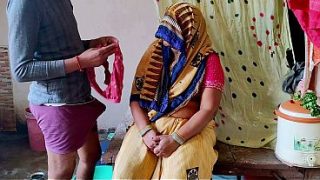 गर्म देसी पड़ोसन भाभी की रसीली चुदाई