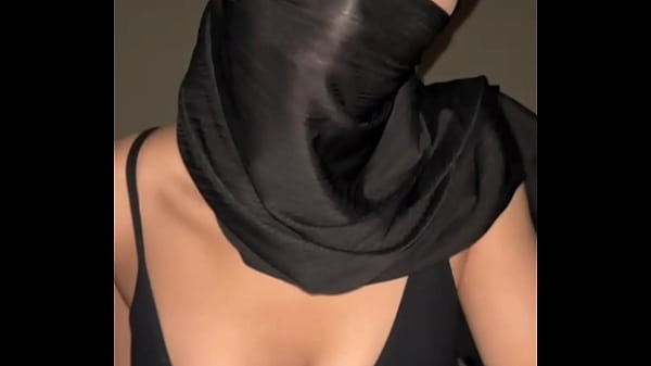 Arab, Muslim, Hijab, Tits Nikmat Banget