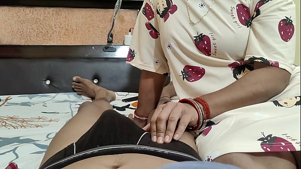 भारतीय जोड़े की रात की गर्म सेक्स मस्ती