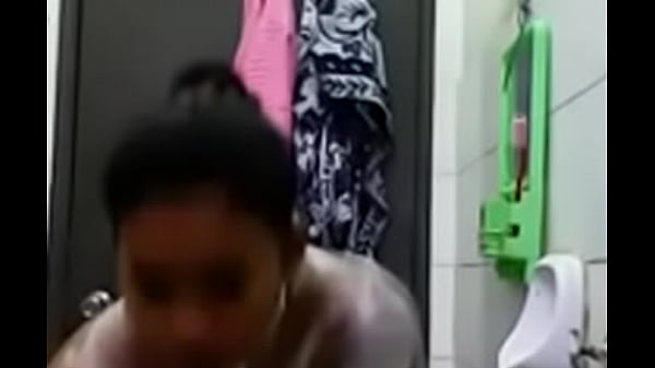 Gila, 4 Juta Orang Indonesia Narsis Banget!