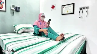 Hijab Muslim Doctor Video Call With Her Secret Lover On Breaktime At Hospital