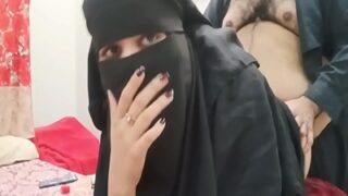 Ibu Tiri Muslimah Main Peran Panas Di Bangladesh