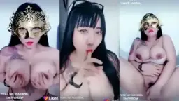Indry Hoy Colok Memek Pake Dildo Sambil Remes-remes Susu Di Likee