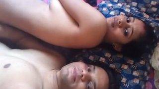 Malam Pertama Meghana Yang Bikin Ranjang Nangis Kepanasan