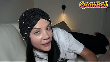 Ngencengin Elnaz, Kakak Tiri Jilbab Turki Yang Hot Banget