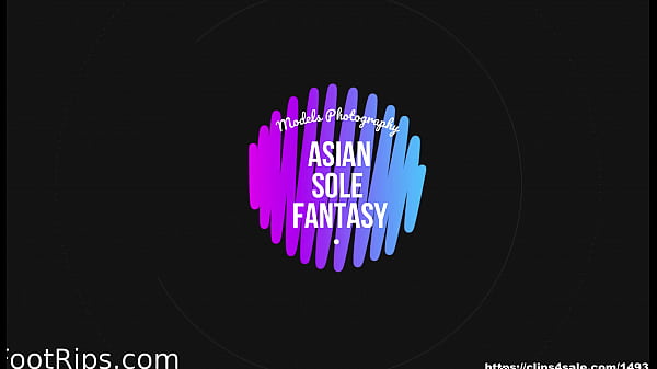 Nikmatin Aja Pandangan Ke Kaki-kaki Asia Yang Seksi, Bikin Gregetan Pengen Raba.