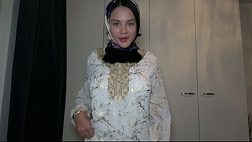 Pov – Ngewein Adik Tiri Muslimah Berhijab, Romantis Banget Sambil Coli
