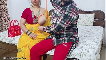 Penjahit Ngentotin Cewek India Seksi Di Tokonya, Suara Hindi Bikin Mewek