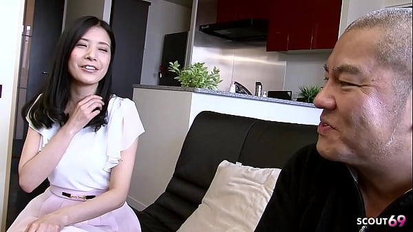 Bapak-bapak Jepang Tua Ngerayu Teman Sekelas Abg-nya Buat Ngentot Sampe Crot Di Dalem, Bokep Jepang Tanpa Sensor