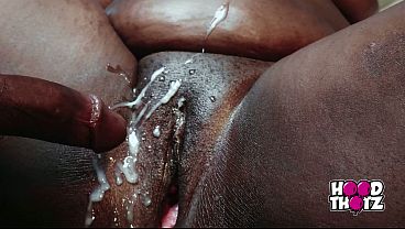 2 Kontol Besar Hitam Ngentotin Bokong Gendut Montok Ibu Tiri Afrika
