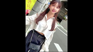 Goyangin Majalah, Setengah Filipina Setengah Jepang, Baru 18 Tahun, Siap Bikin Lo Ngilu.