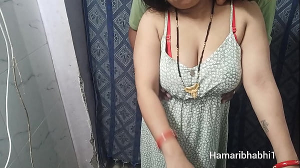 Bhabhi Montok India Seksi, Siap Digoyang-goyang.