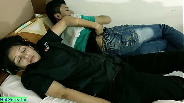 Ngeseks Bareng Kakak Tiri Di Ranjang! Suara Hindi Bikin Makin Panas