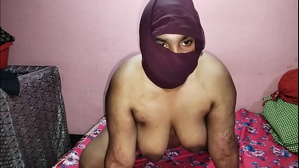Make-up Wale Ne Ghar Pe Gori Indian Model Client Ko Chod Diya, Hindi Audio Mein Moan Suno