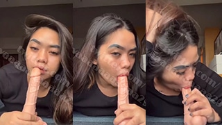 Aviva Tiktokers Lagi Ngewe Dildo Sampe Basah