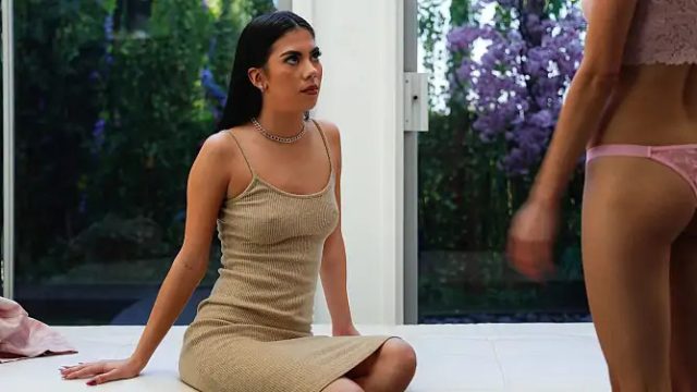 Netgirl – Pasangan Imut Ini Ngewe Bertiga Bareng Mila Marie & Sona Belle, Panas Banget!