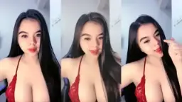 Ressa Pamer Belahan Toge Bikin Makin Pengen Ngerasain.