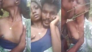Video Mesum Desi Di Semak-semak, Pasangan Lagi Ngewe Liar Di Luar Ruangan