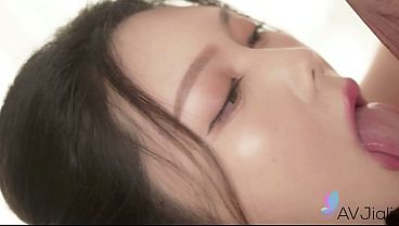 Cewek Cina Seksi Ban Ban Digenjot Keras Banget.