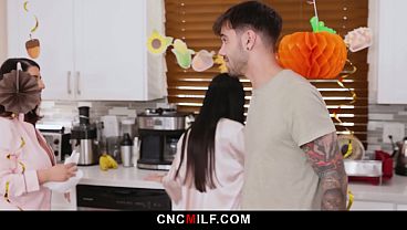 Ibu Tiri Baru, Marica, Langsung Dijajal Tradisi Bebas Pakai Keluarga.