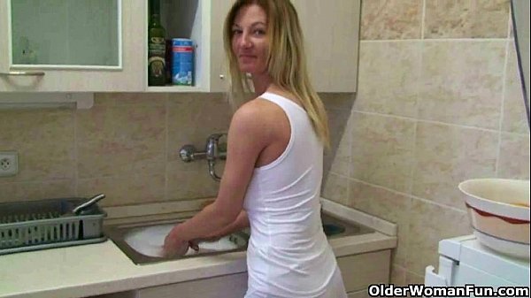 Ibu Bikin Video Coli Sendiri Di Rumah, Bikin Nagih.