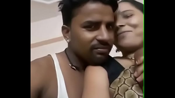 Tekan-tekan Tante Desi, Toket Gede Ngejendul