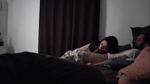 Tia Passo Siapin Strategi Biar Bisa Rebahan Di Sofa Bareng Keponakan, Sambil Godain Pelan-pelan.