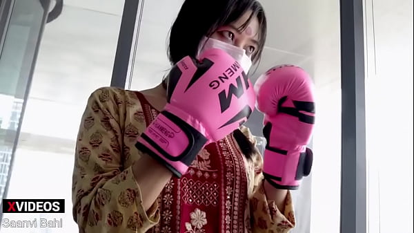 Gadis Petarung Ufc Desi Pukul Kayak Pro, Bikin Misteri Di Ring