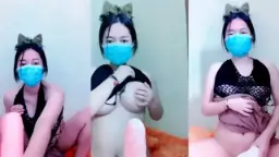 Cici Molly Ngangkang Lebar, Dildo Mangga Ngejus Nikmatin Omek