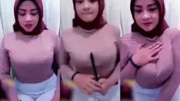 Hijabers Seksi Nakal, Toket Montok Brutal Bikin Ngaceng.