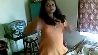 Jija Brengsek Ngentot Memek Montok Sali-nya Di Video Seks India