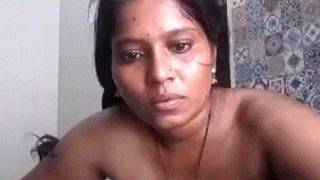Mandi Pelayan Nakal, Sendirian Basah Kuyup