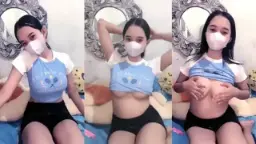 Ratu Cantik Dengan Toket Bulat Dan Uting Coklat Yang Bikin Nagih