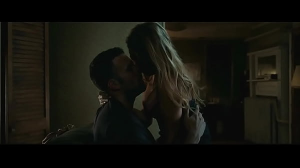 Blake Lively Di The Town (2011) Bikin Momen Panas Dan Nakal Yang Bikin Ngilu